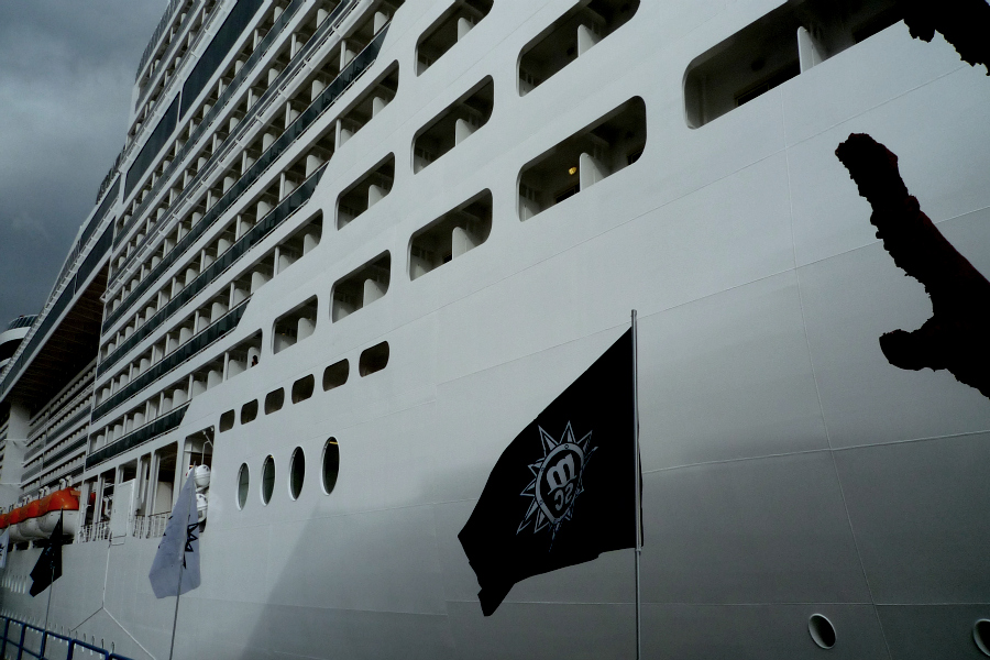 Emirats: VIDEO croisière MSC Lirica