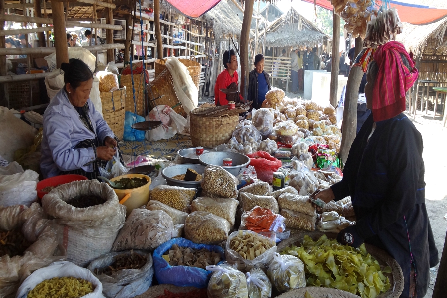 Myanmar/Birmanie: VIDEO un marché