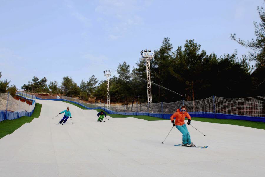 Turquie: skier sur du plastique