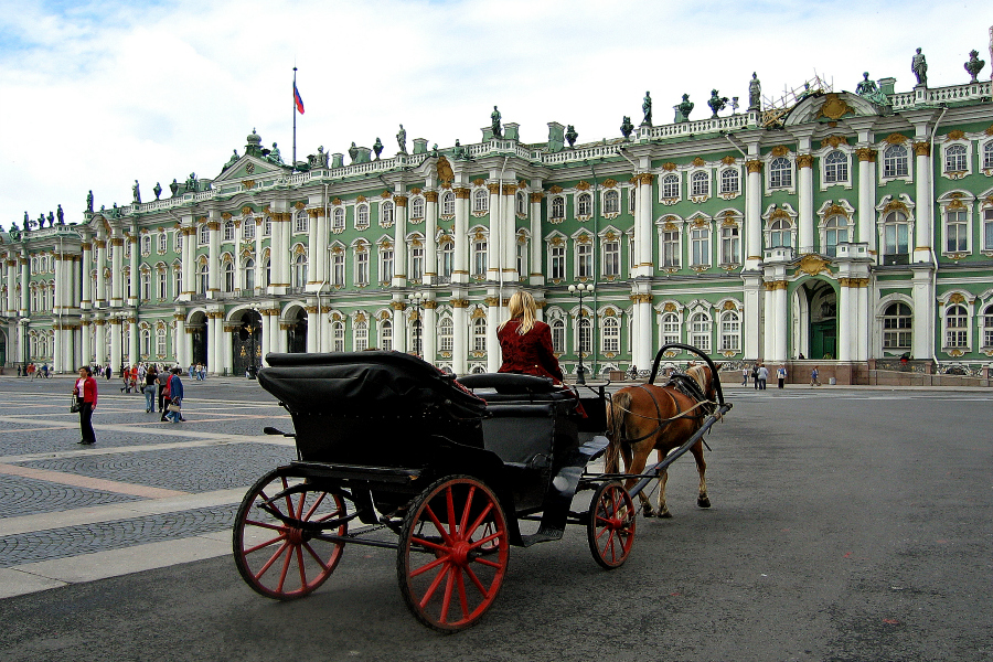 Russie : VIDEO St Pétersbourg