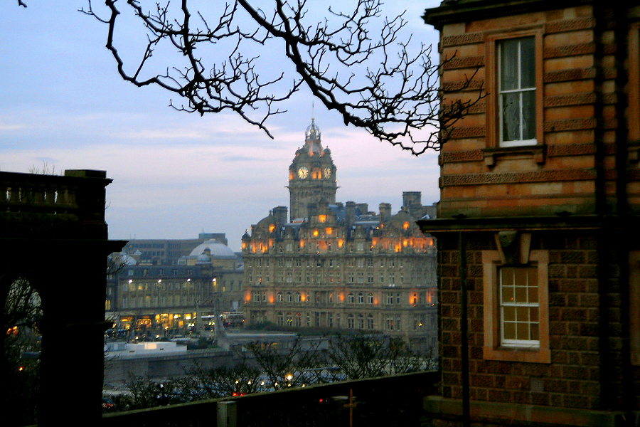 Grande-Bretagne : VIDEO Edimbourg (Ecosse)