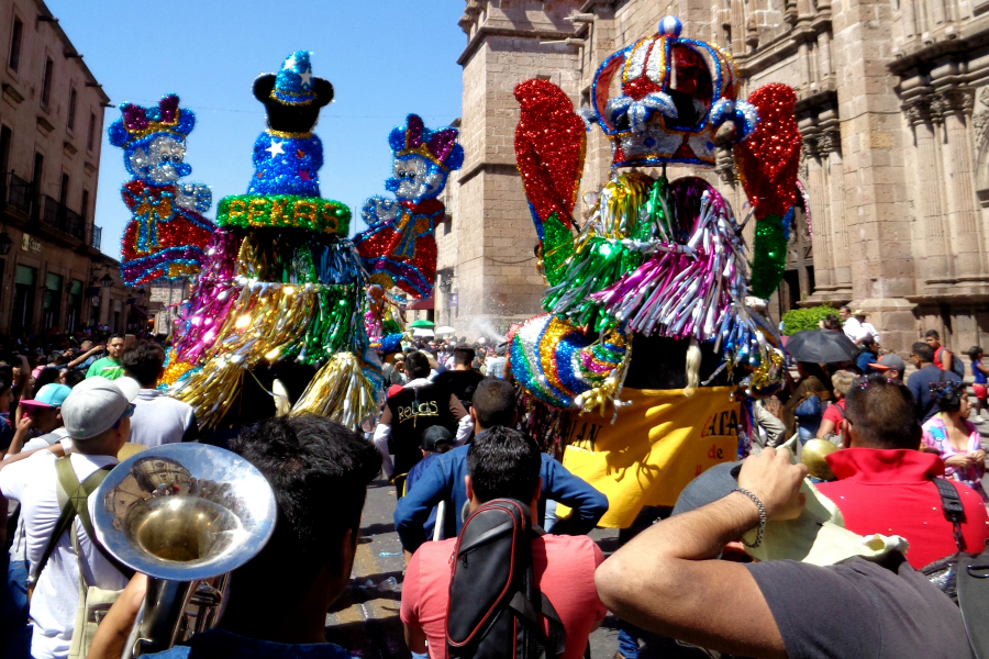 Mexique : VIDEO Morelia (carnaval)