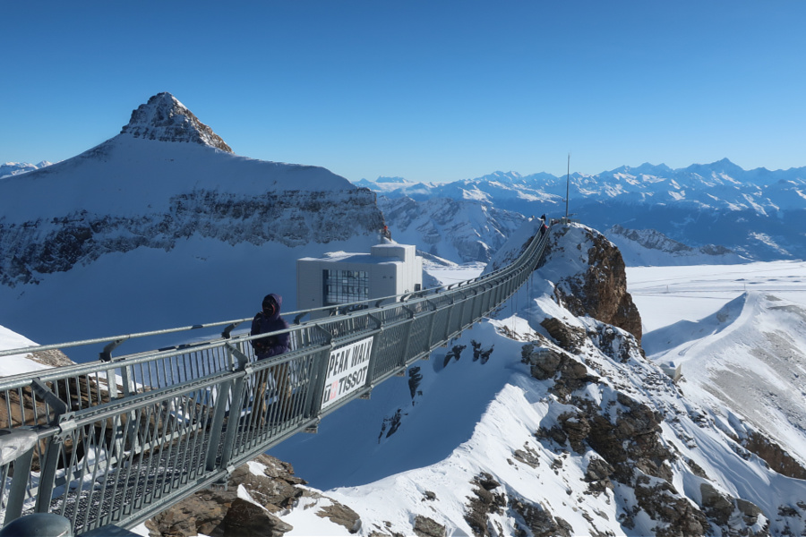 Suisse : VIDEO Glacier 3000 (Diablerets)