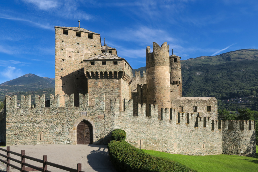 Italie : VIDEO Val d’Aoste (Château de Fénis)