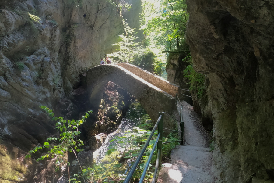 Suisse: VIDEO Gorges de l’Areuse