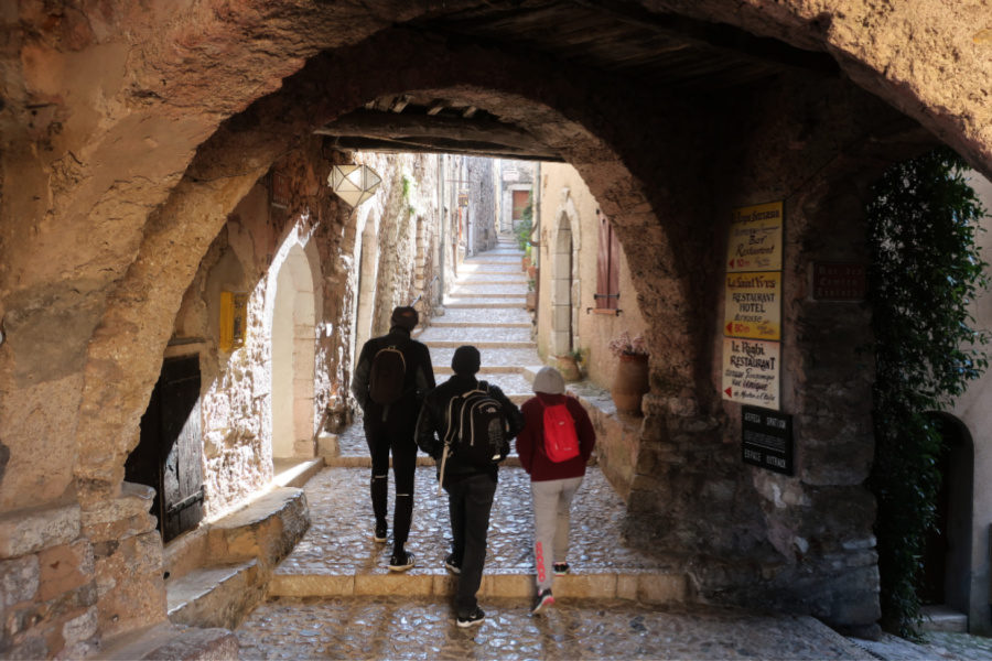 France: VIDEO Villages perchés (sur Menton)