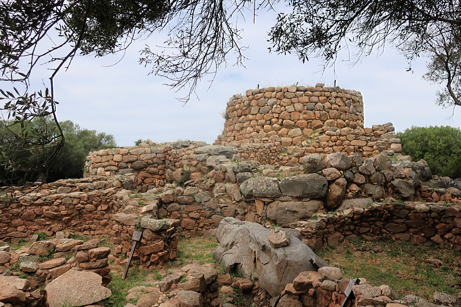 Italie: VIDEO Sardaigne (les nuraghe)
