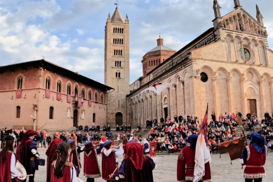 Italie : VIDEO Massa Marittima (Toscane)