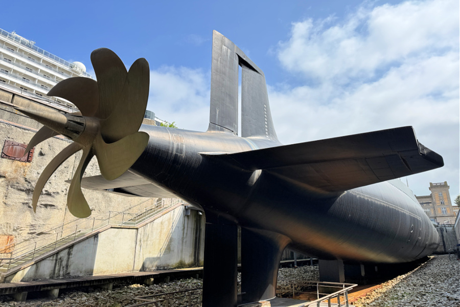 France : VIDEO Cherbourg (Cité de la Mer)